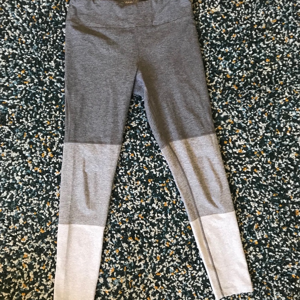 Outdoor voices tri tone dove 7/8 leggings